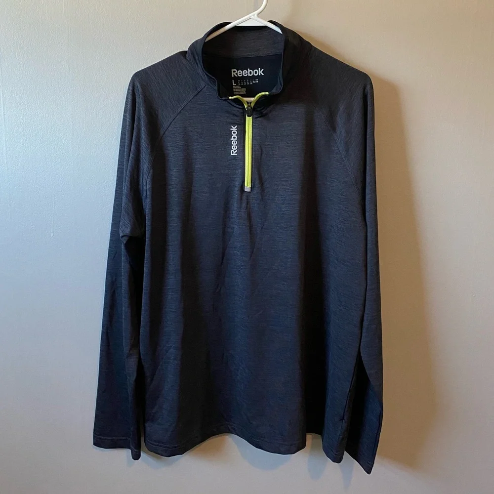 Reebok 1/4 Zip Pullover - Picture 1 of 6